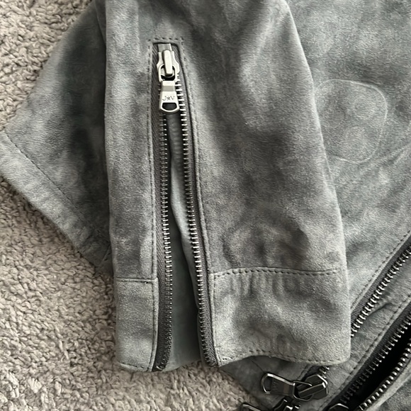 John Varvatos Gray Suede Biker Jacket - Men’s Size Medium - 2019 Collection - Picture 4 of 8